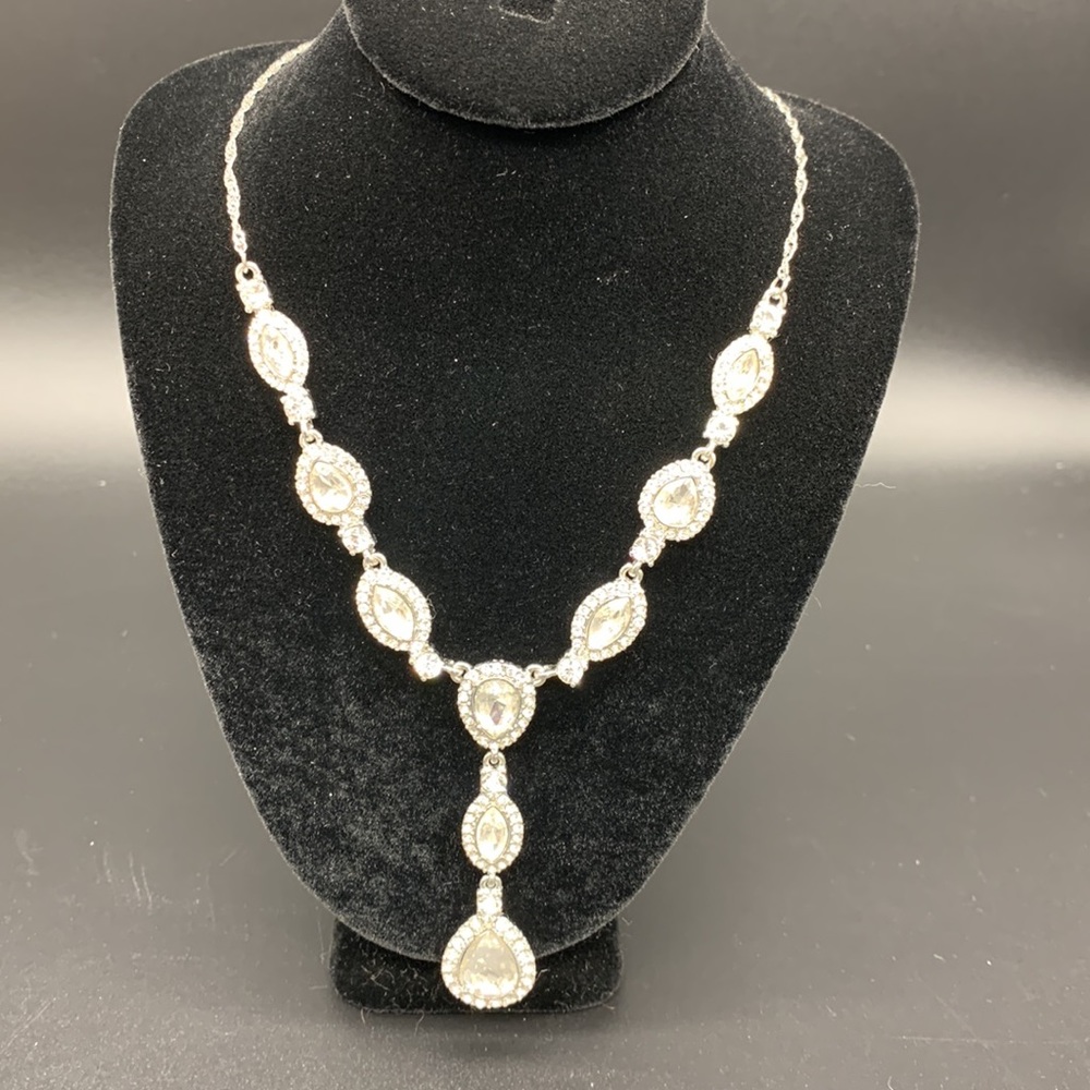 Veronese tear drop crystals necklace